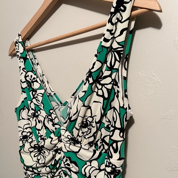 Bisou Bisou Green and White Floral Dress - Picture 5 of 12